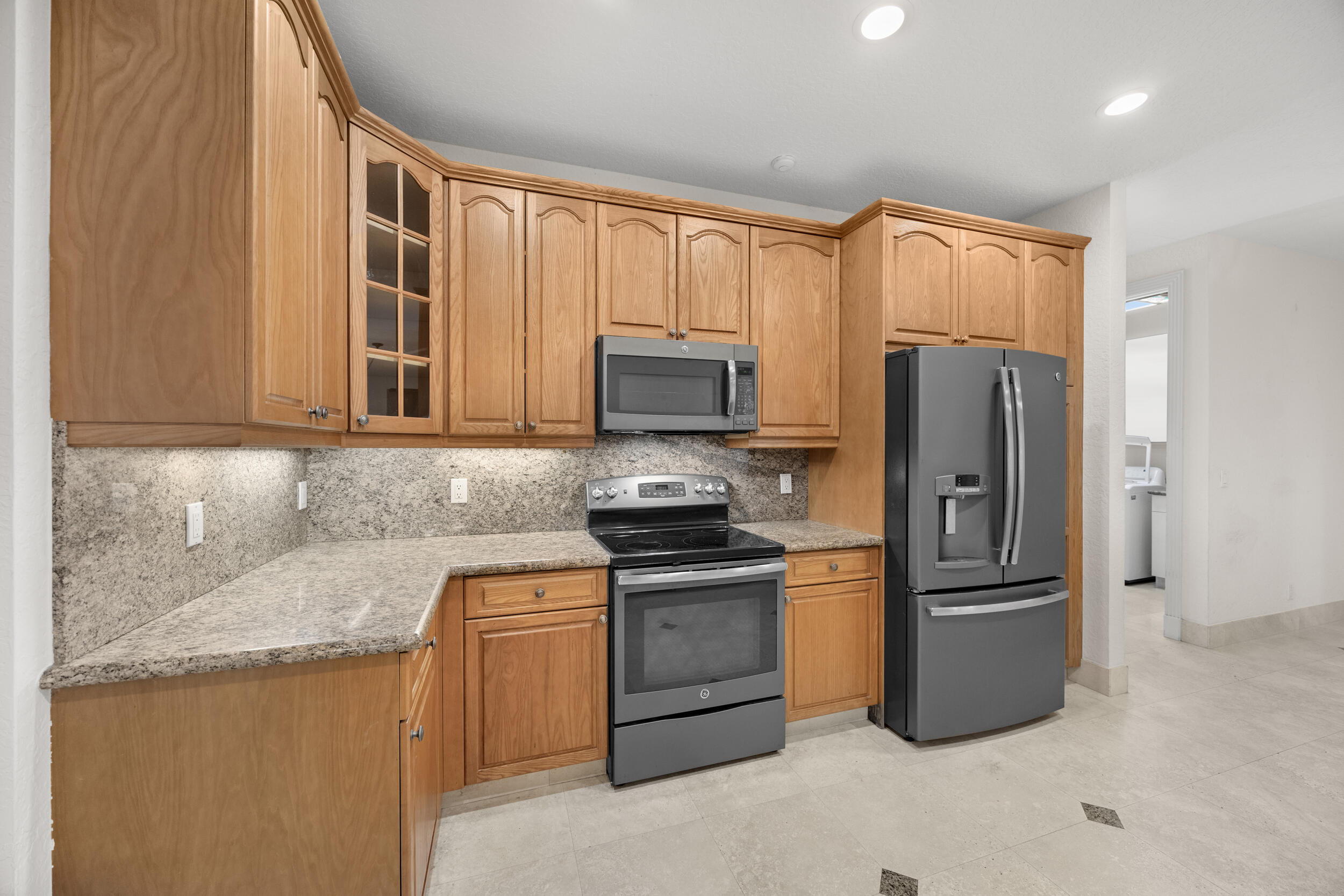 1558 Farmington Avenue