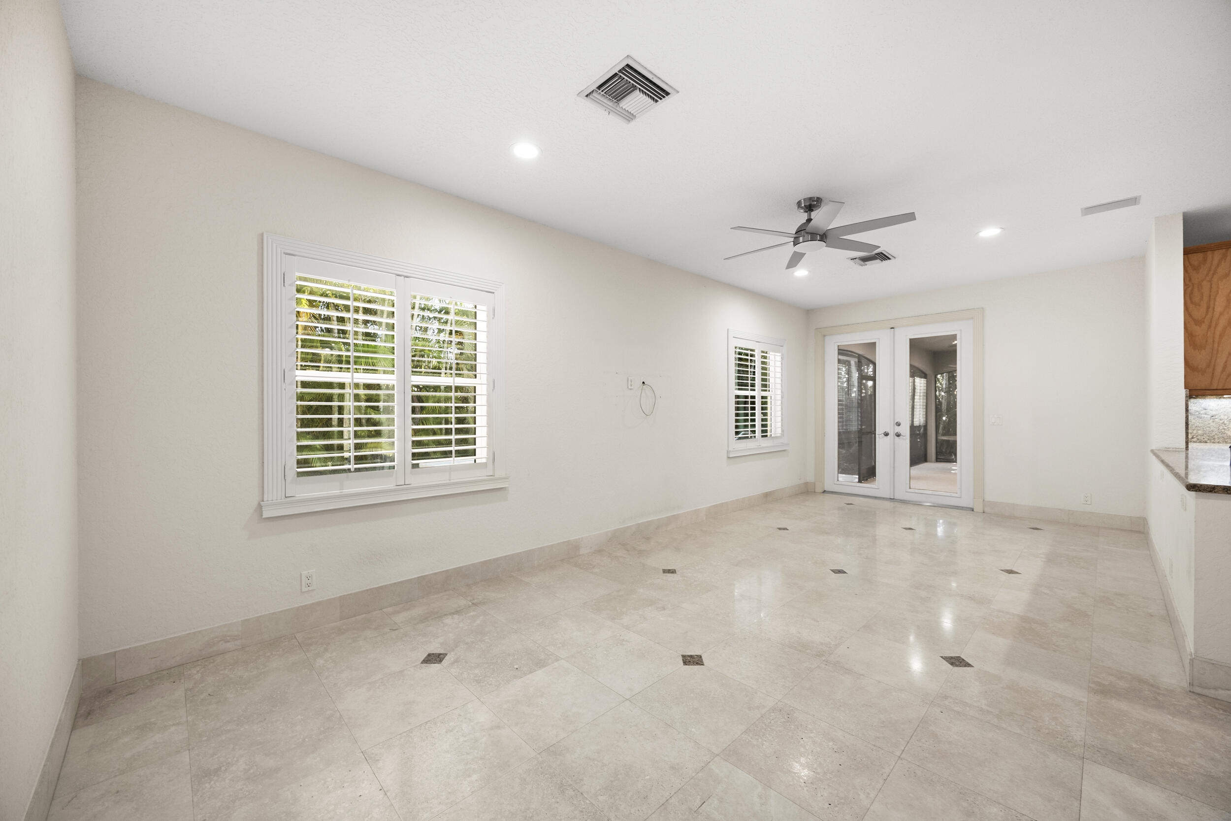 1558 Farmington Avenue