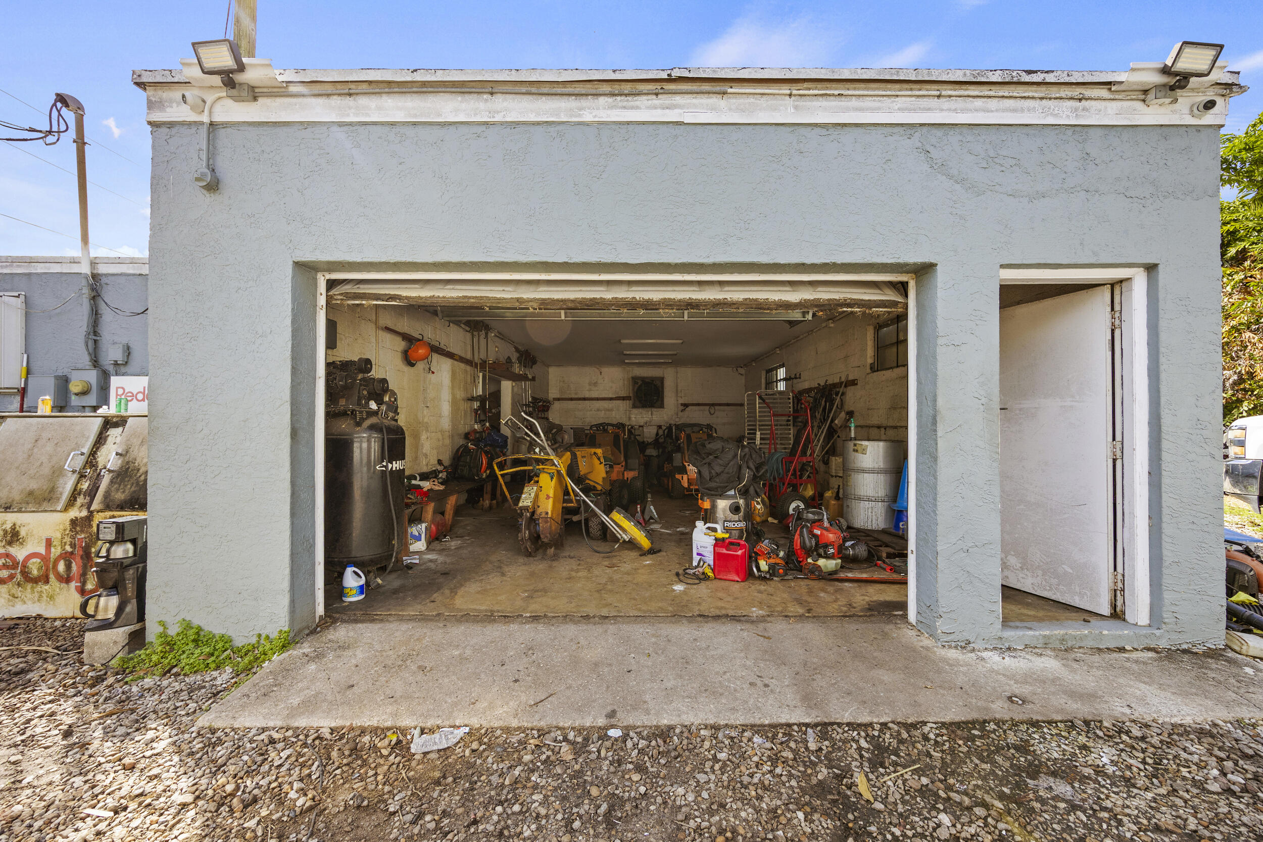 3085 2nd Avenue N, Palm Springs