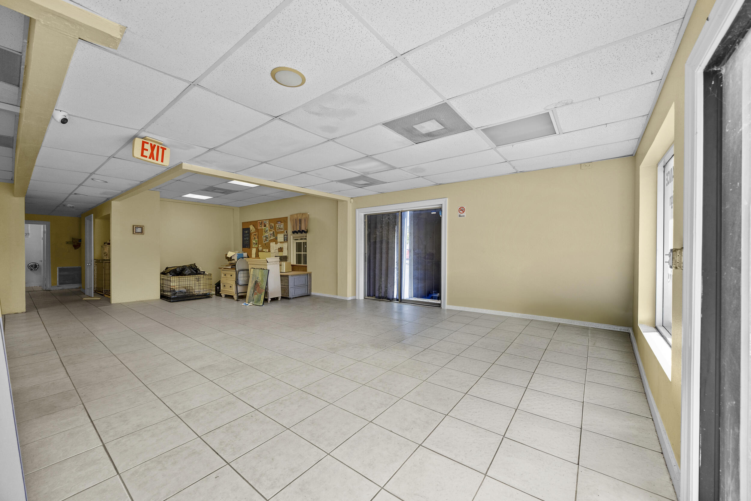 3085 2nd Avenue N, Palm Springs