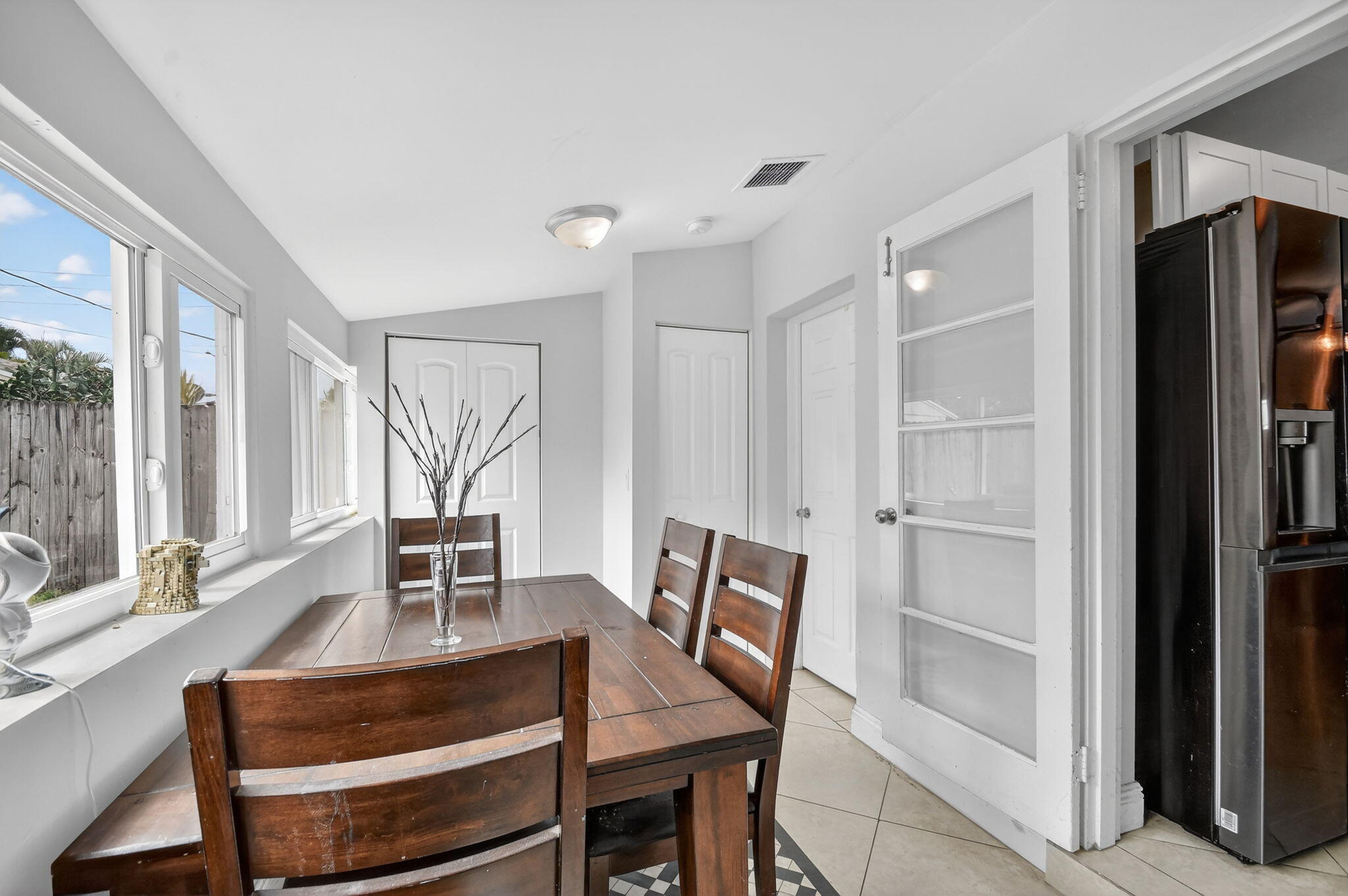 376 Leigh Road
