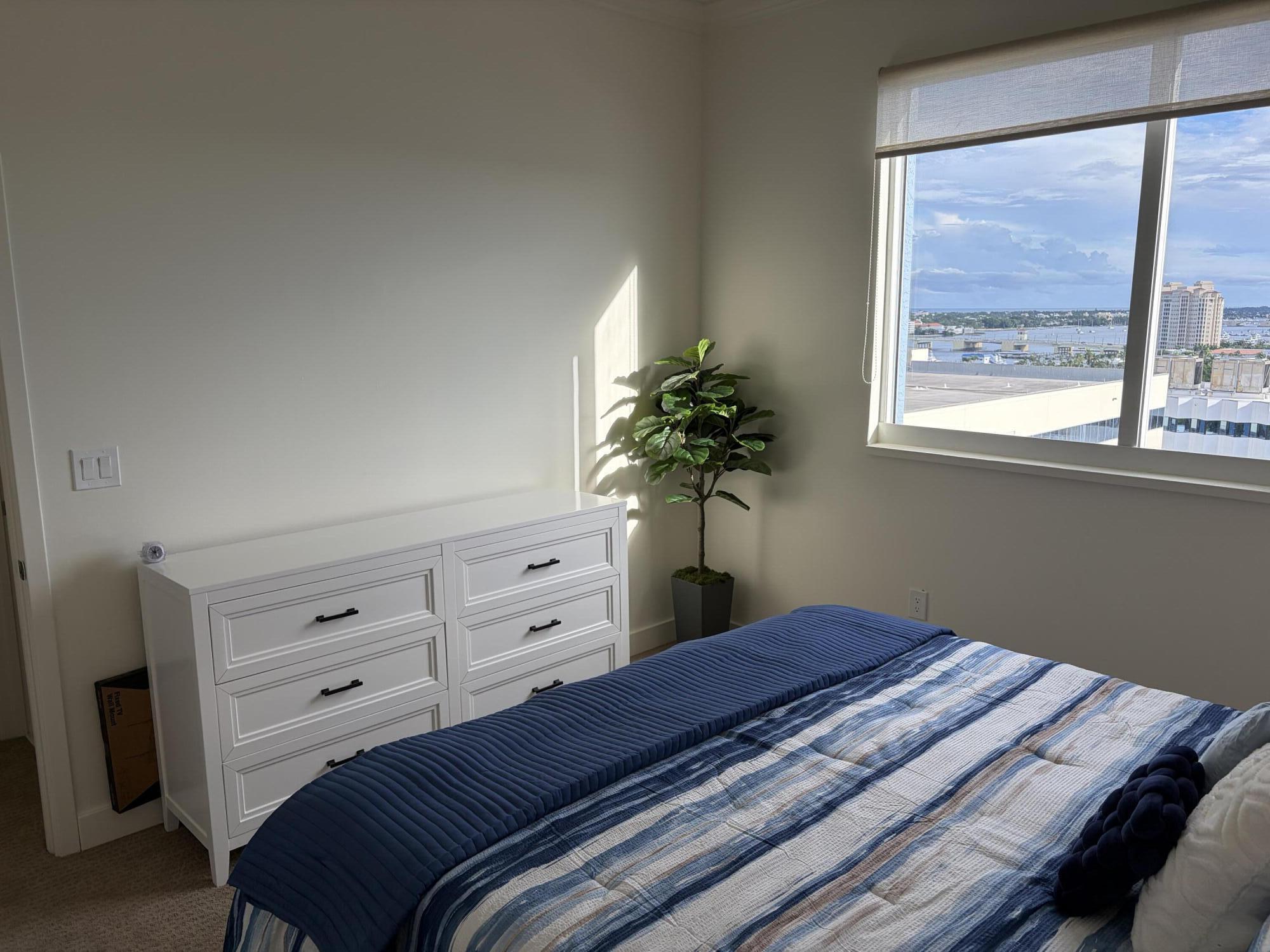 1551 N Flagler Drive (annual/seasonal) Uph 11