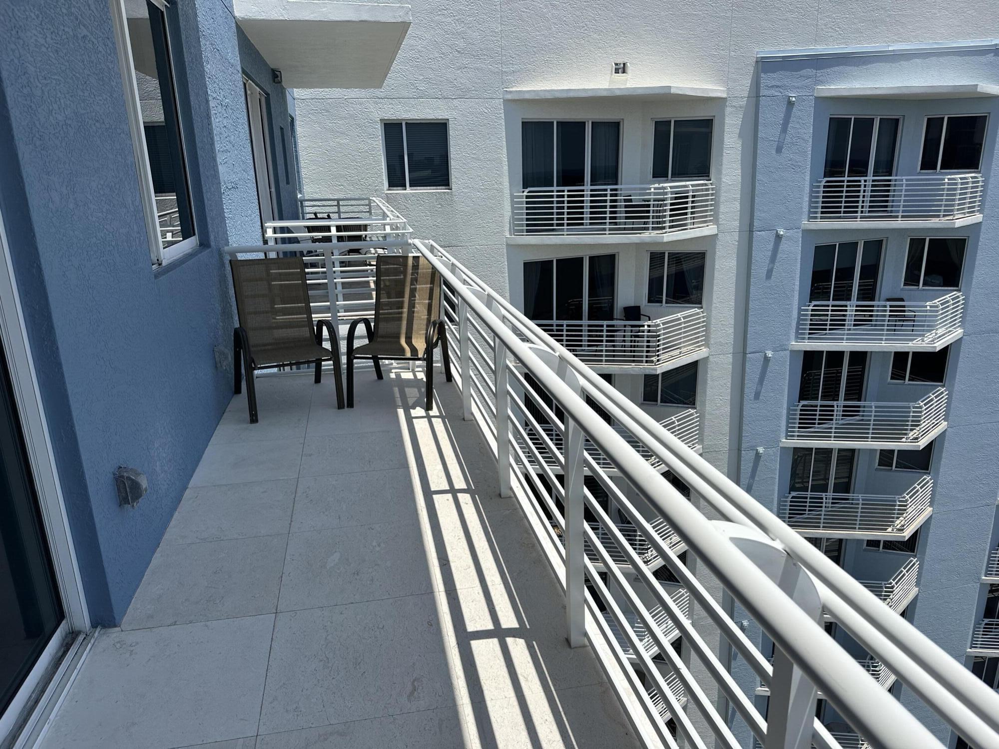 1551 N Flagler Drive (annual/seasonal) Uph 11