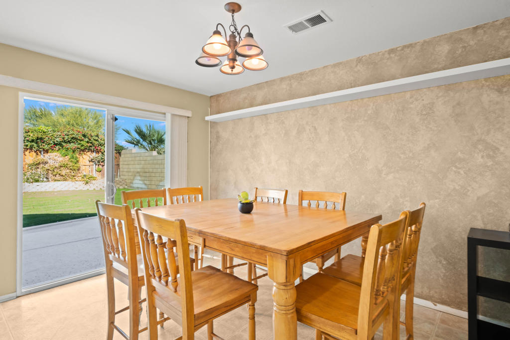 83676 Mccoy Peak Avenue