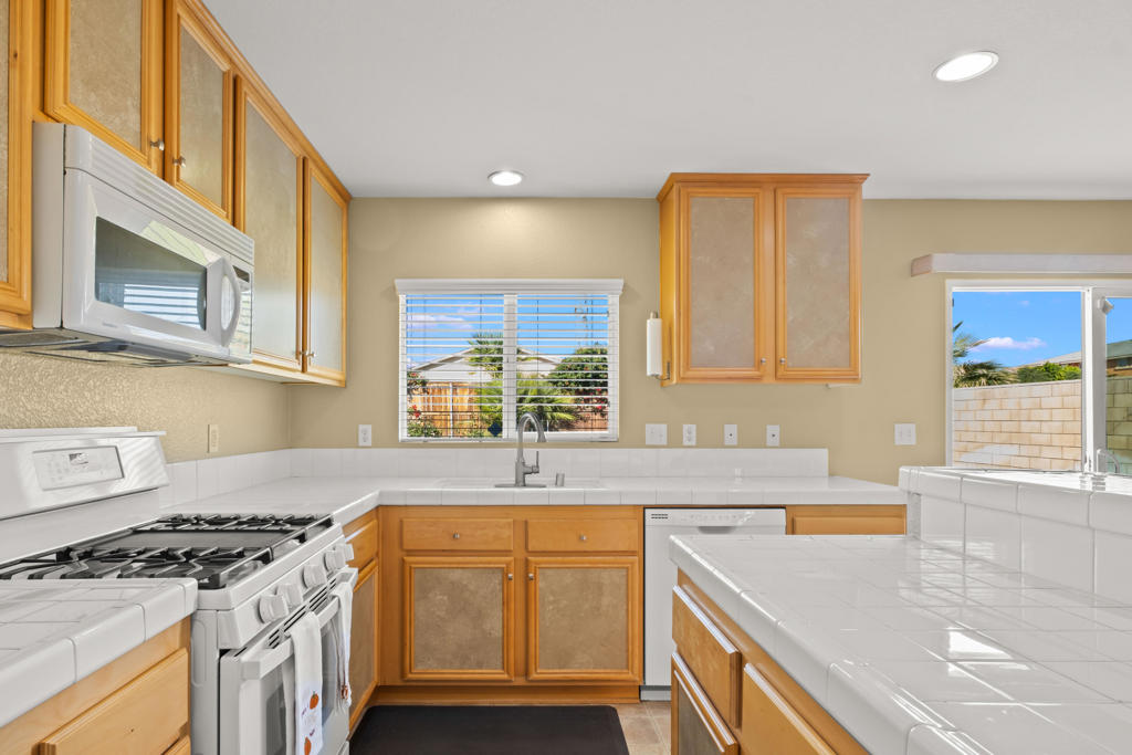 83676 Mccoy Peak Avenue