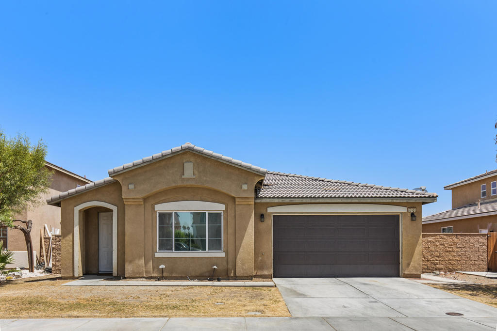 85920 Avenida Raylynn