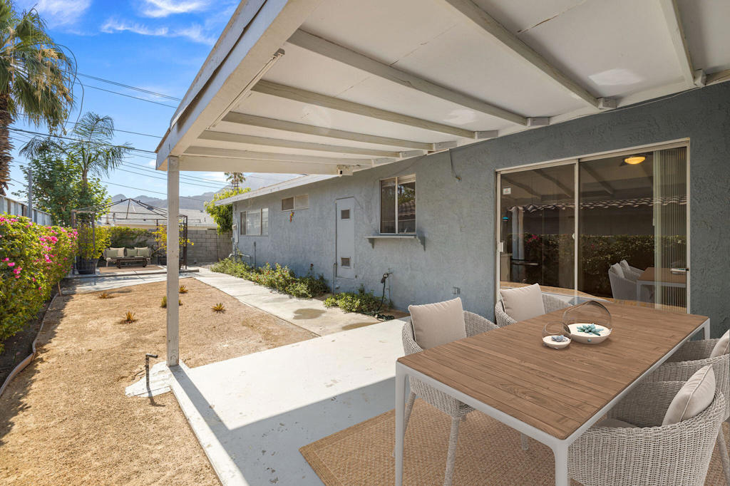 52690 Avenida Mendoza