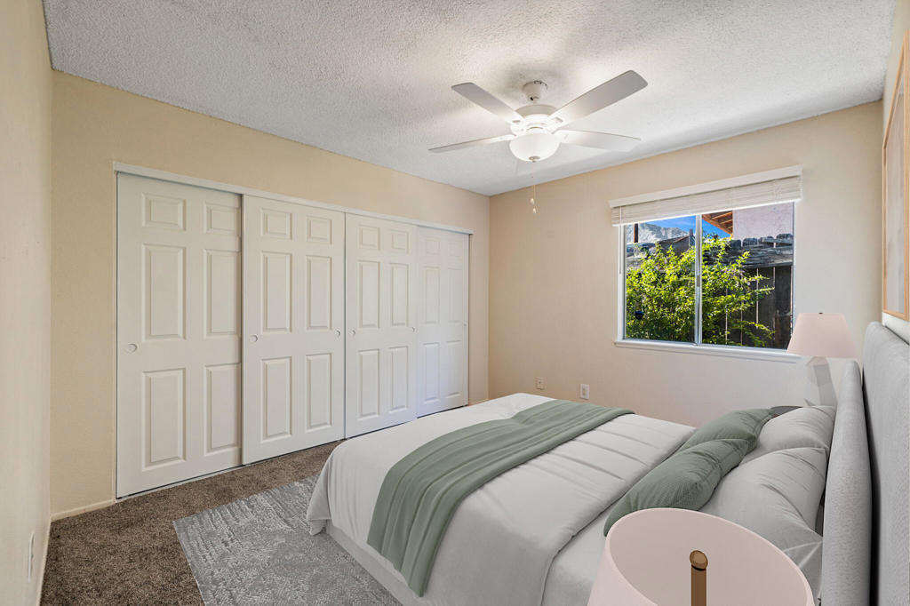 52690 Avenida Mendoza