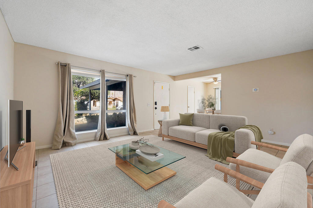 52690 Avenida Mendoza