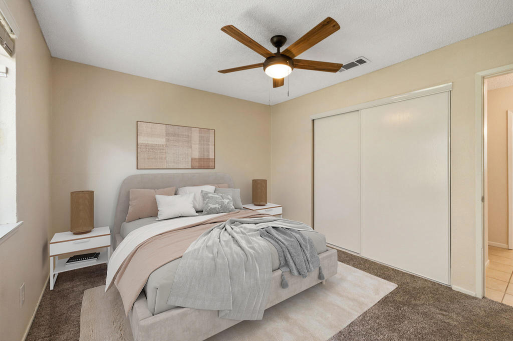 52690 Avenida Mendoza