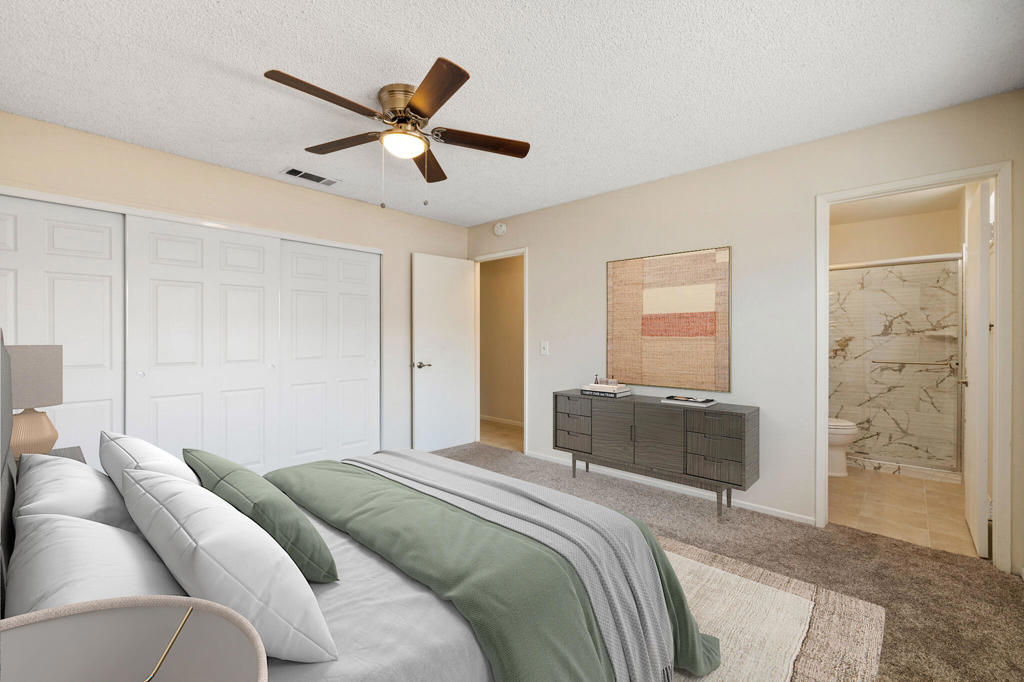 52690 Avenida Mendoza