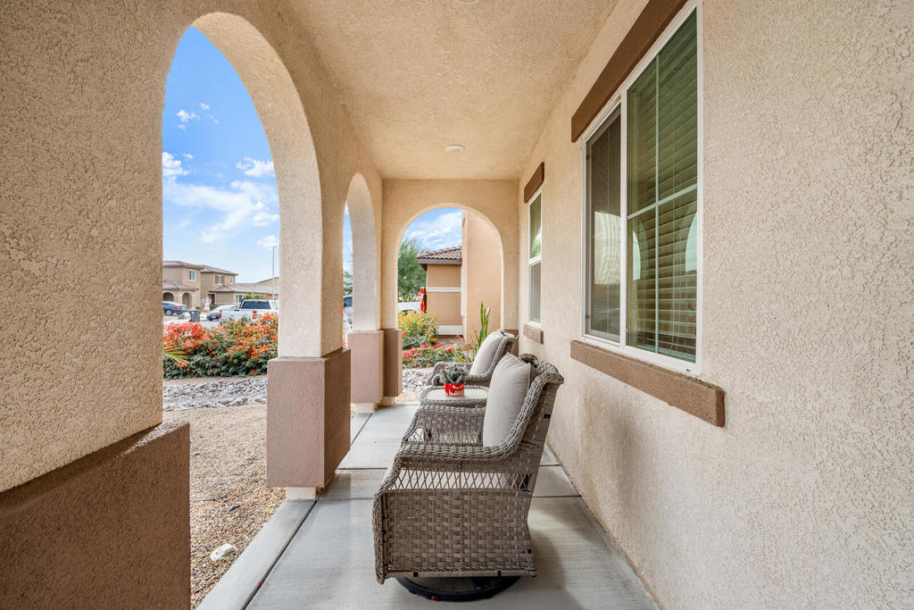 50019 Calle Frontera