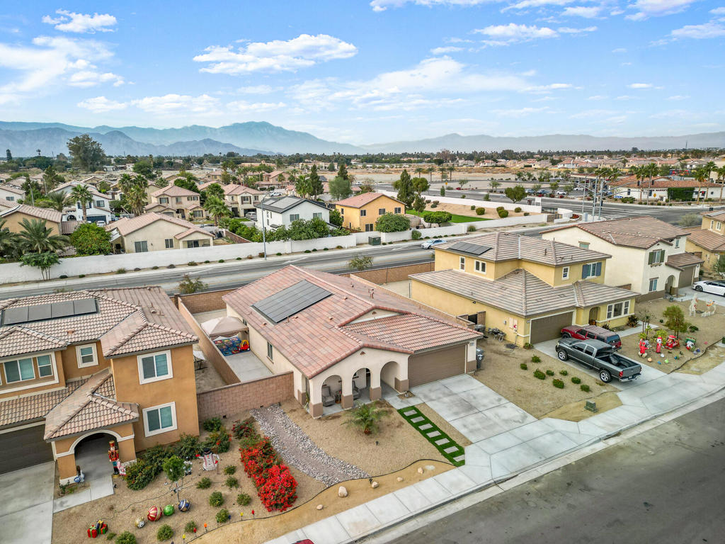 50019 Calle Frontera