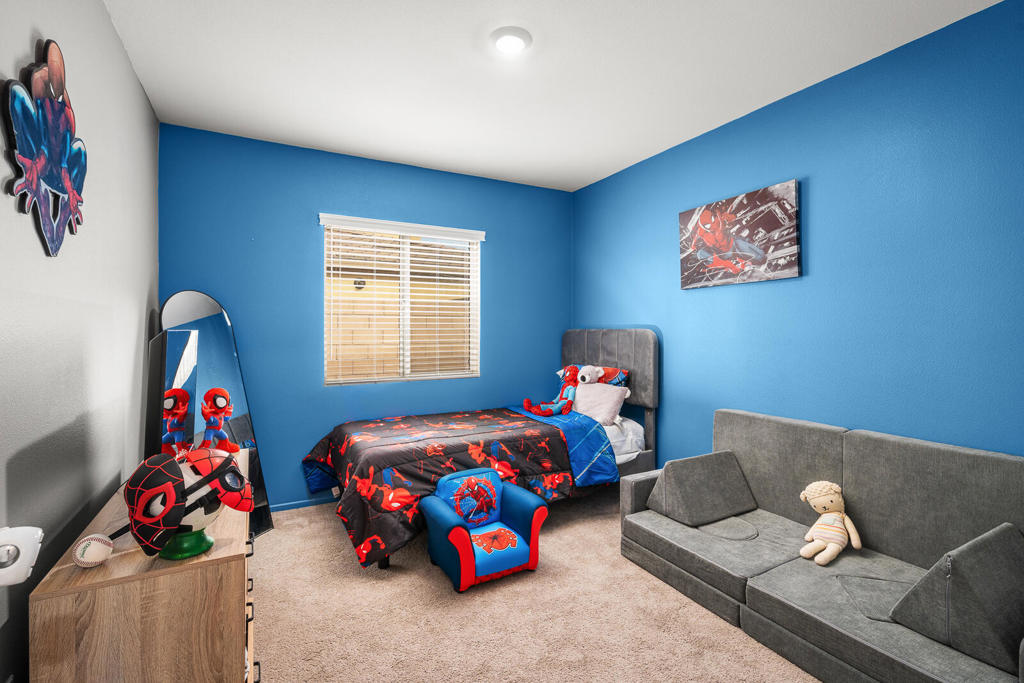 50019 Calle Frontera