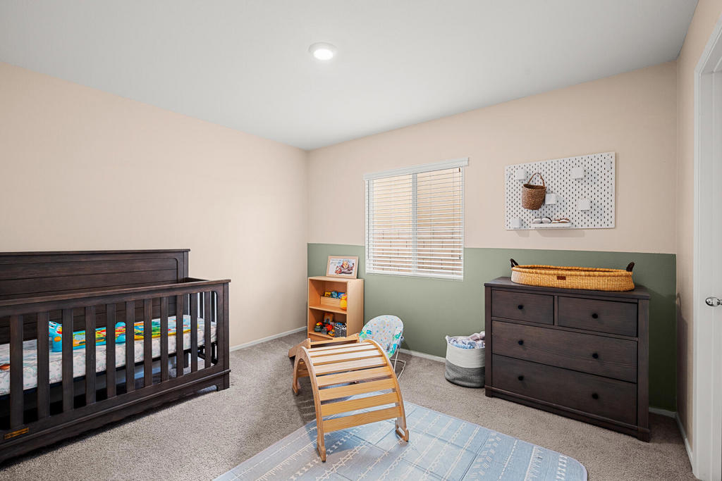 50019 Calle Frontera