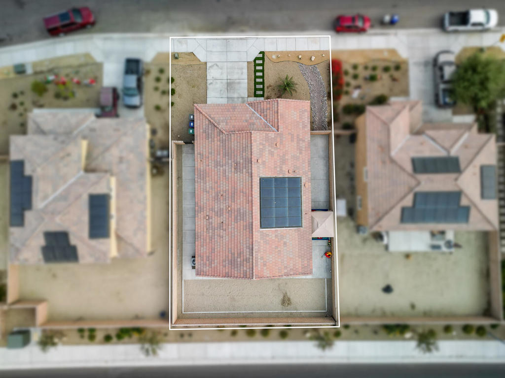 50019 Calle Frontera