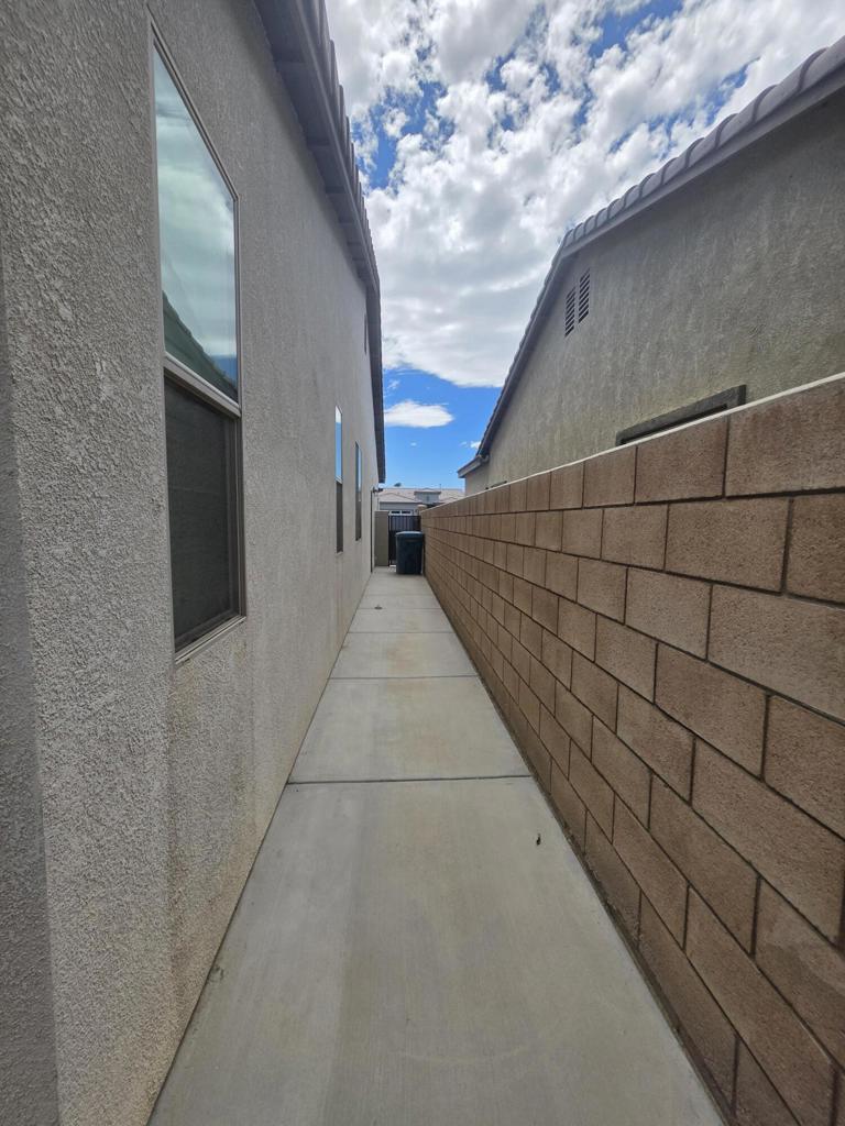 81380 Van Gogh Court