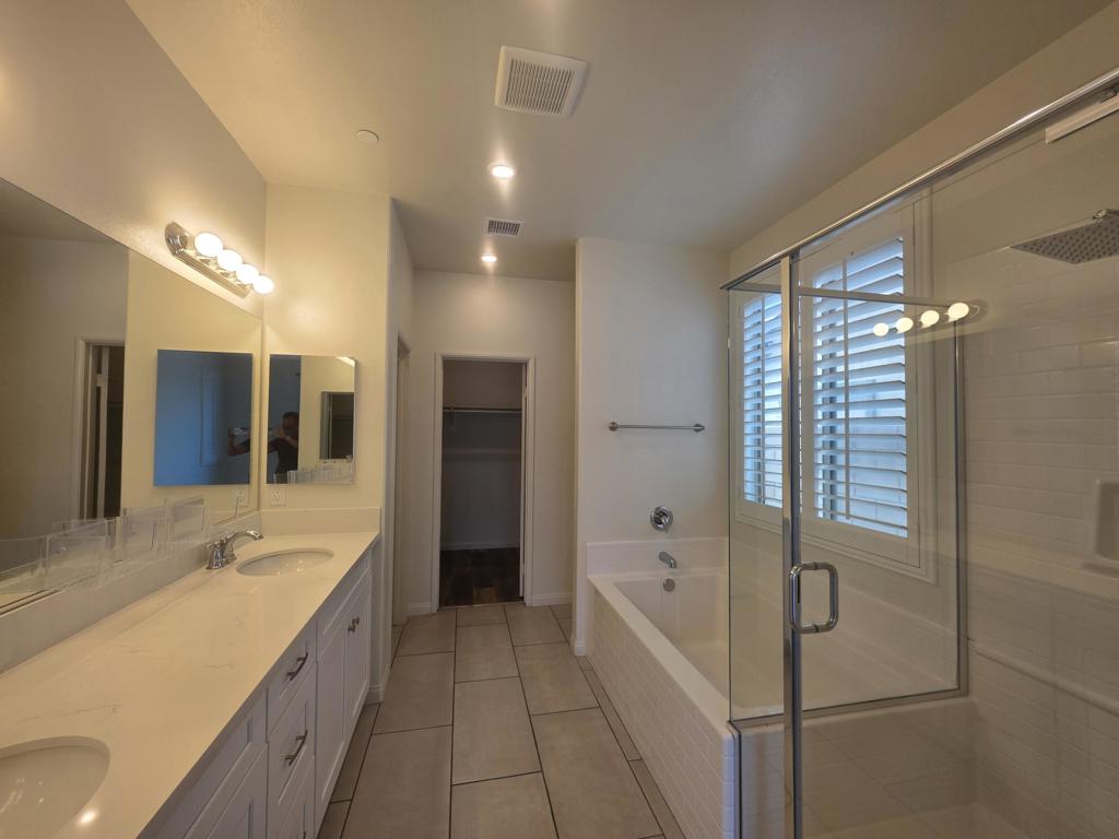 81380 Van Gogh Court