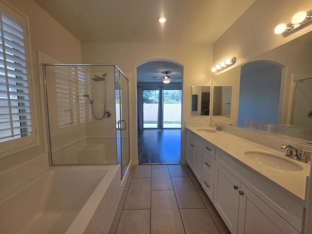 81380 Van Gogh Court