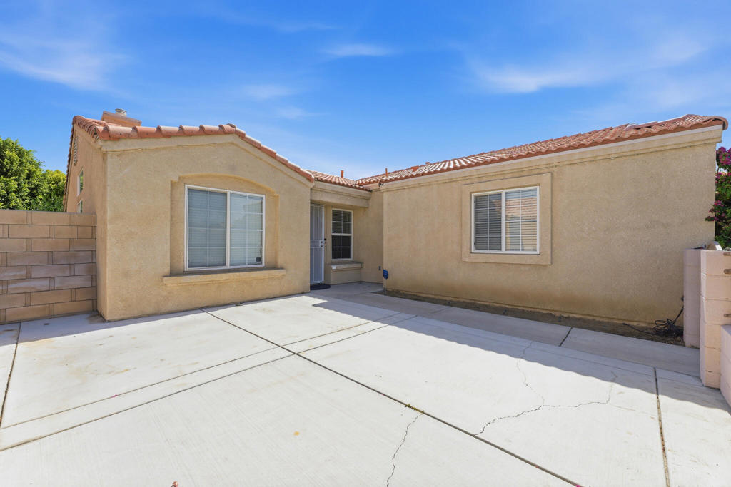 47662 Black Mountain Street