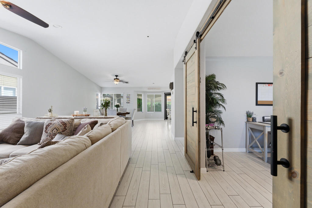 47662 Black Mountain Street