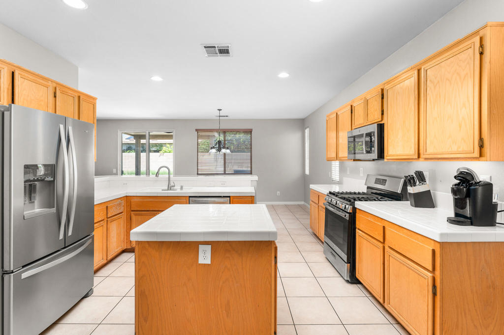 80722 Diamondback Trail
