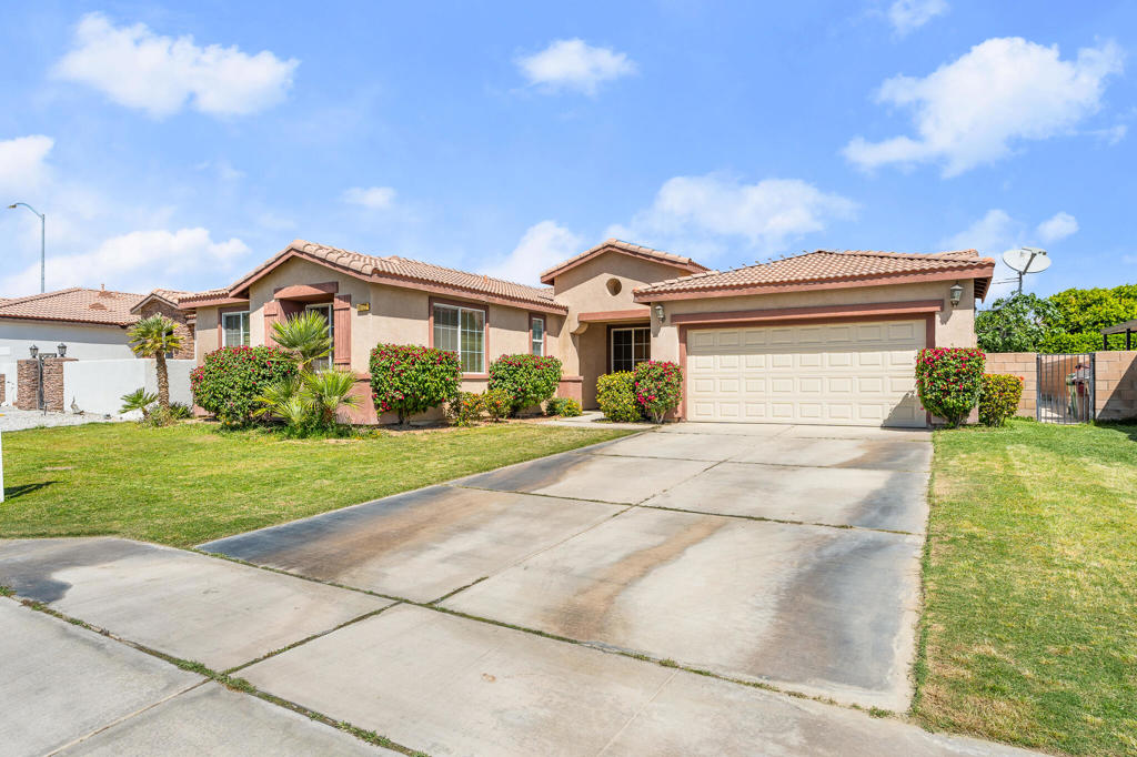 80722 Diamondback Trail
