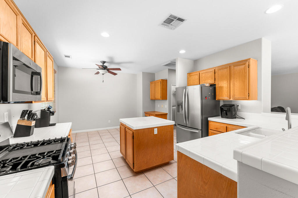 80722 Diamondback Trail