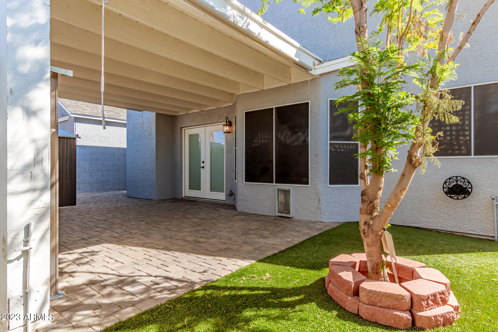 441 S MAPLE Street, 157