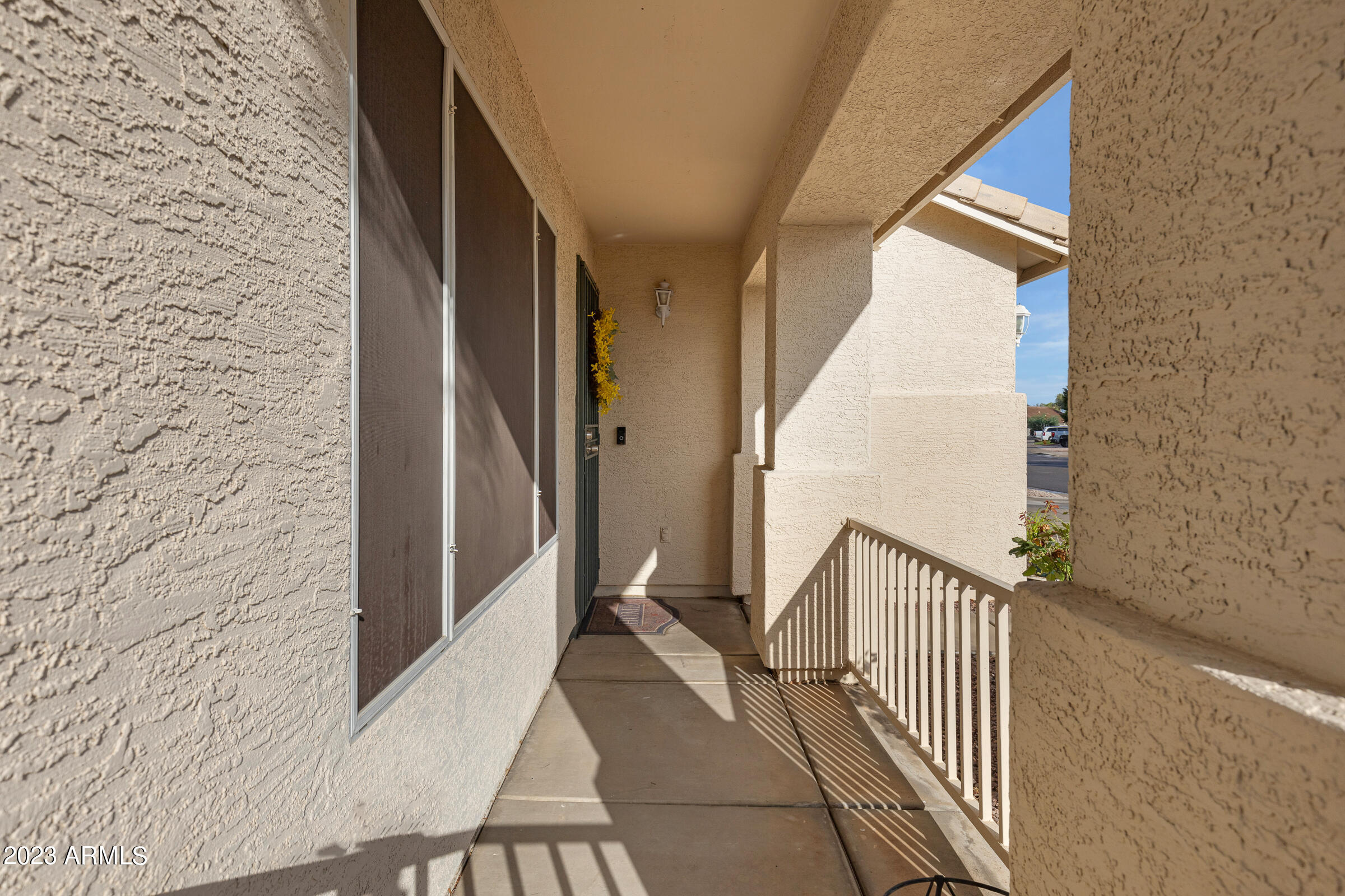 1841 E ROSS Drive