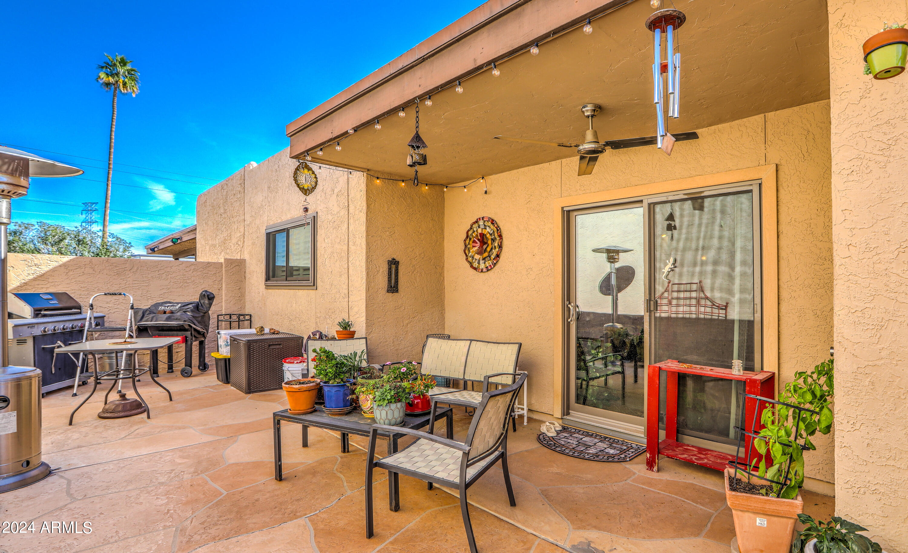 3345 E UNIVERSITY Drive, 33