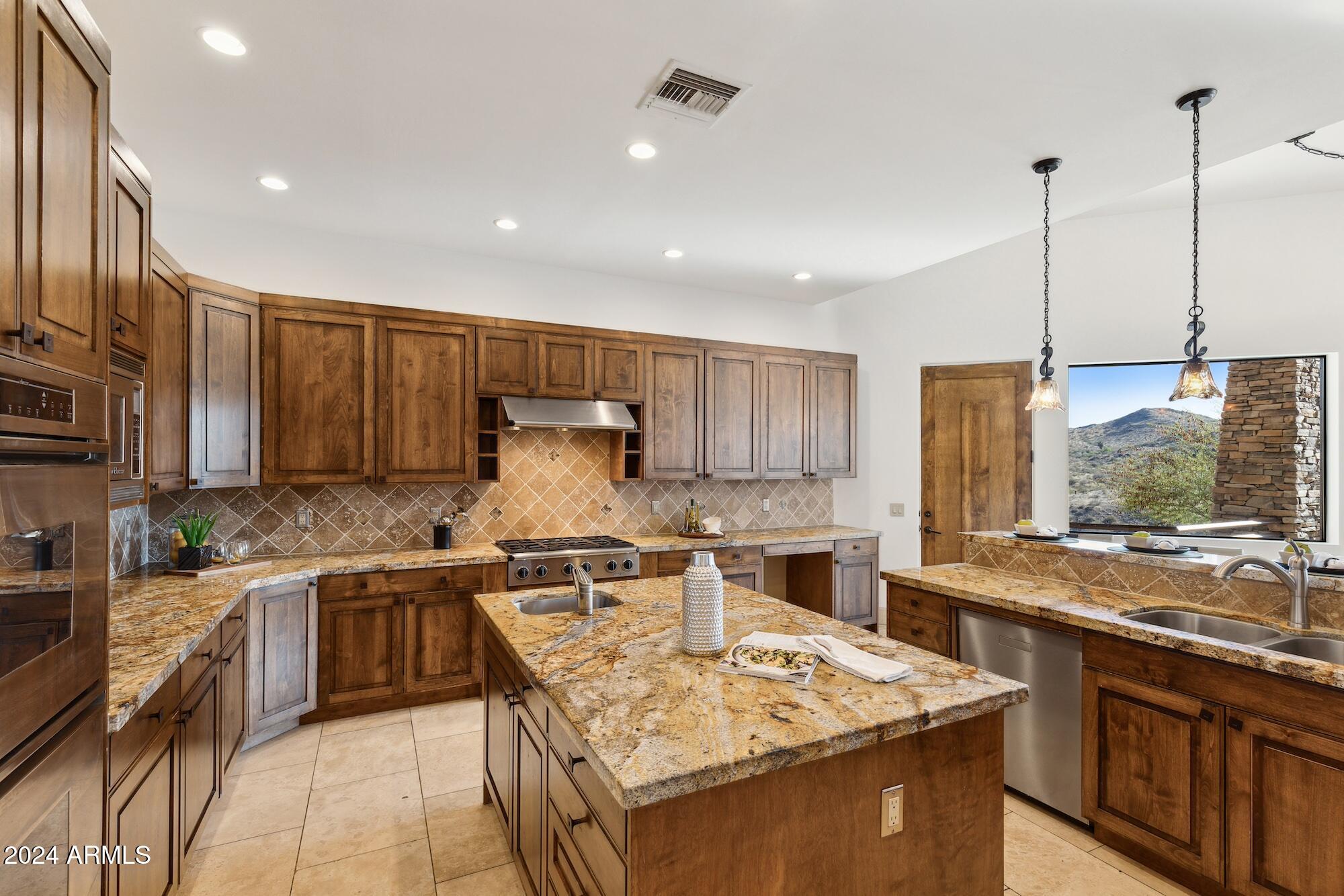 13634 S CANYON Drive