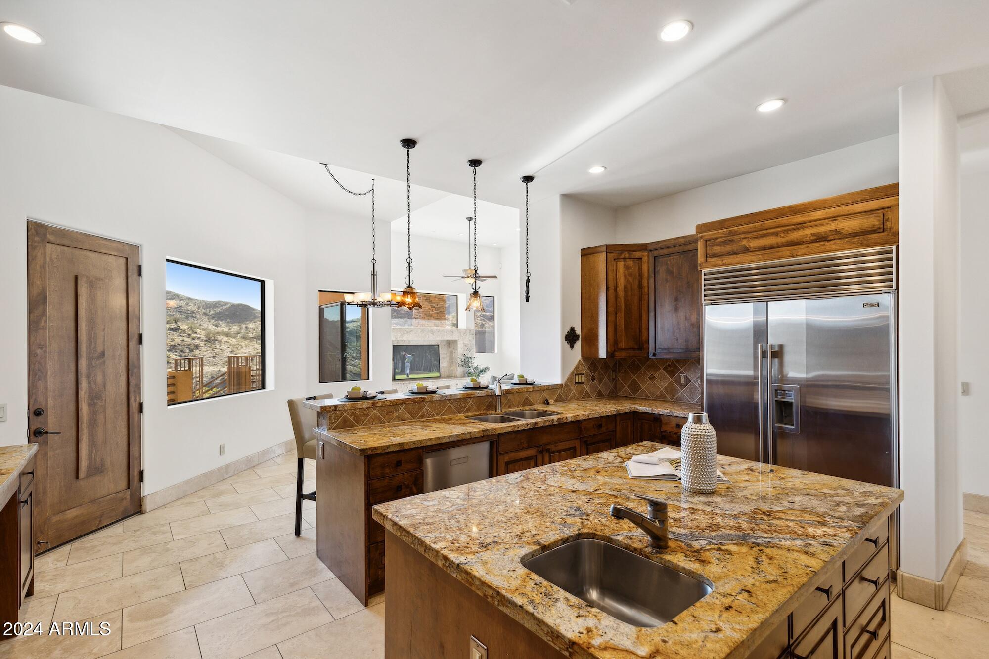 13634 S CANYON Drive