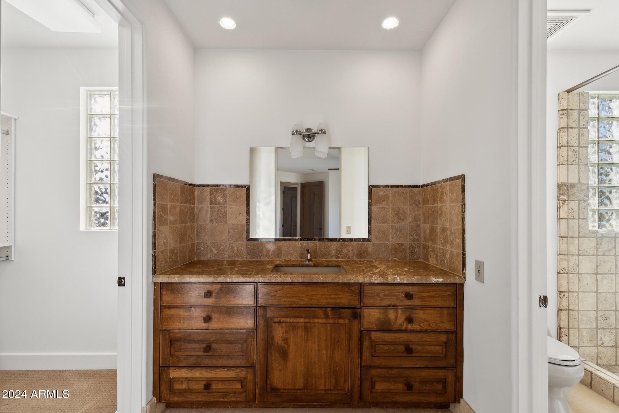 13634 S CANYON Drive