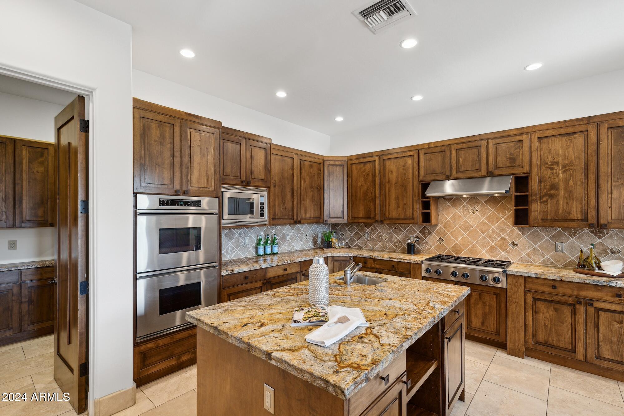 13634 S CANYON Drive