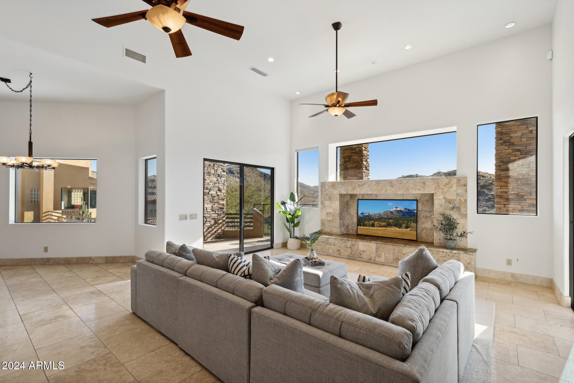 13634 S CANYON Drive