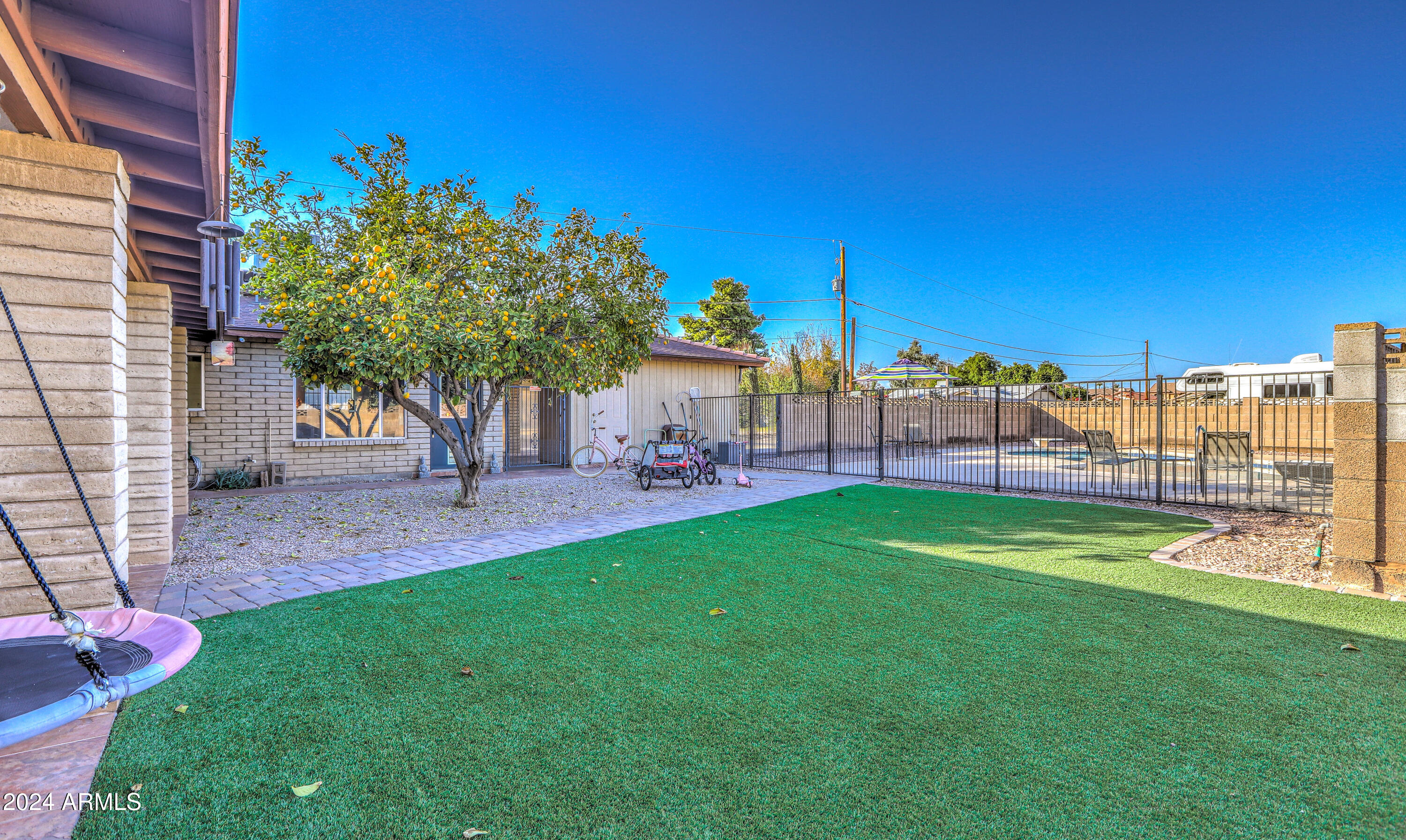 2930 W BELMONT Avenue