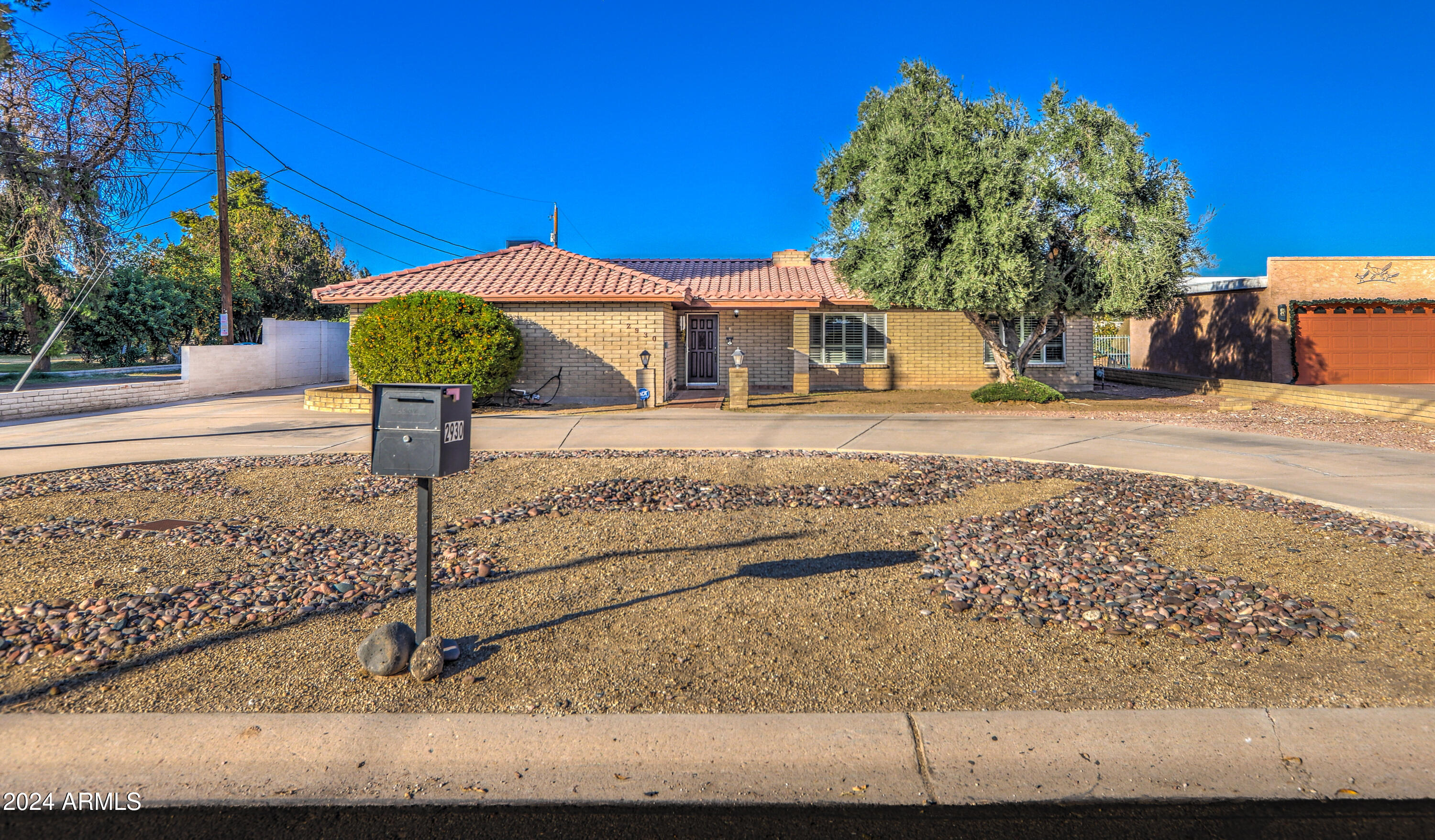 2930 W BELMONT Avenue