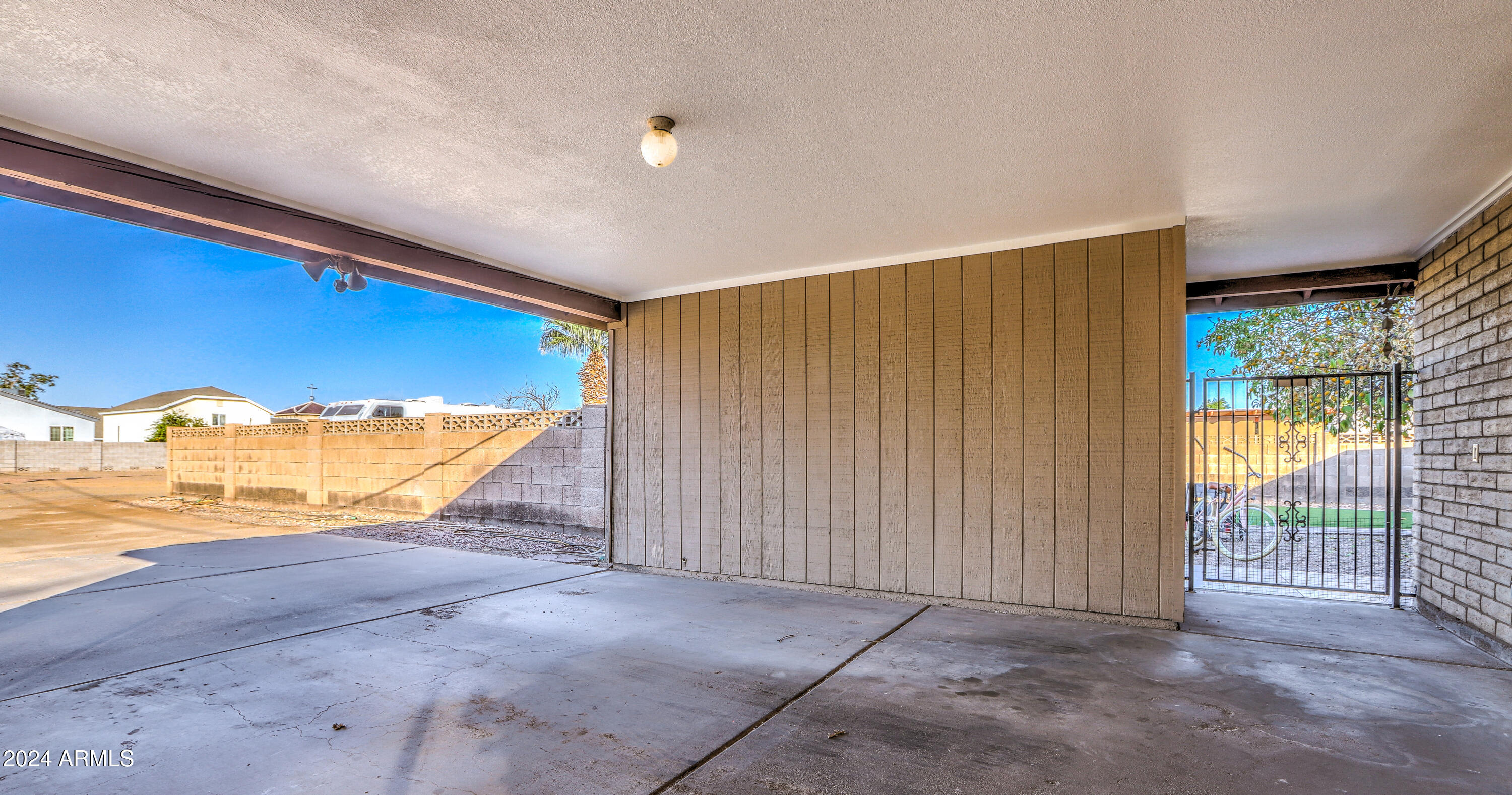 2930 W BELMONT Avenue