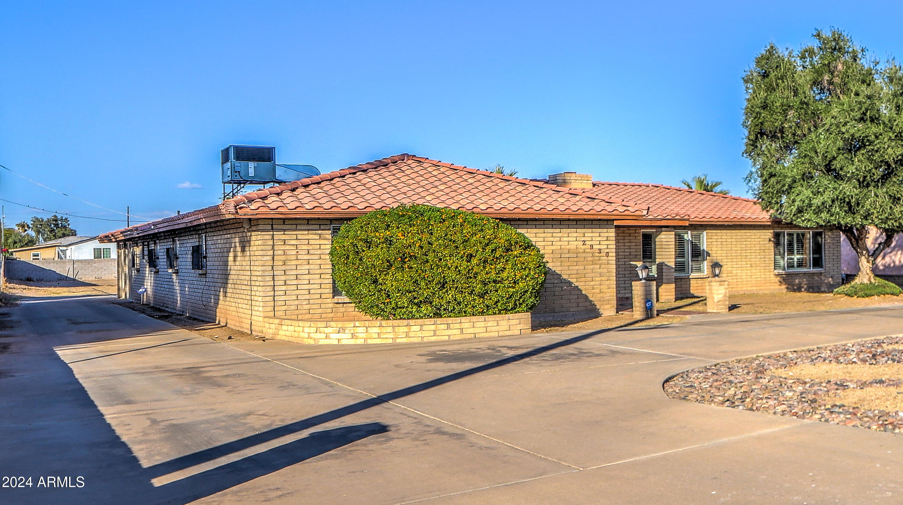 2930 W BELMONT Avenue