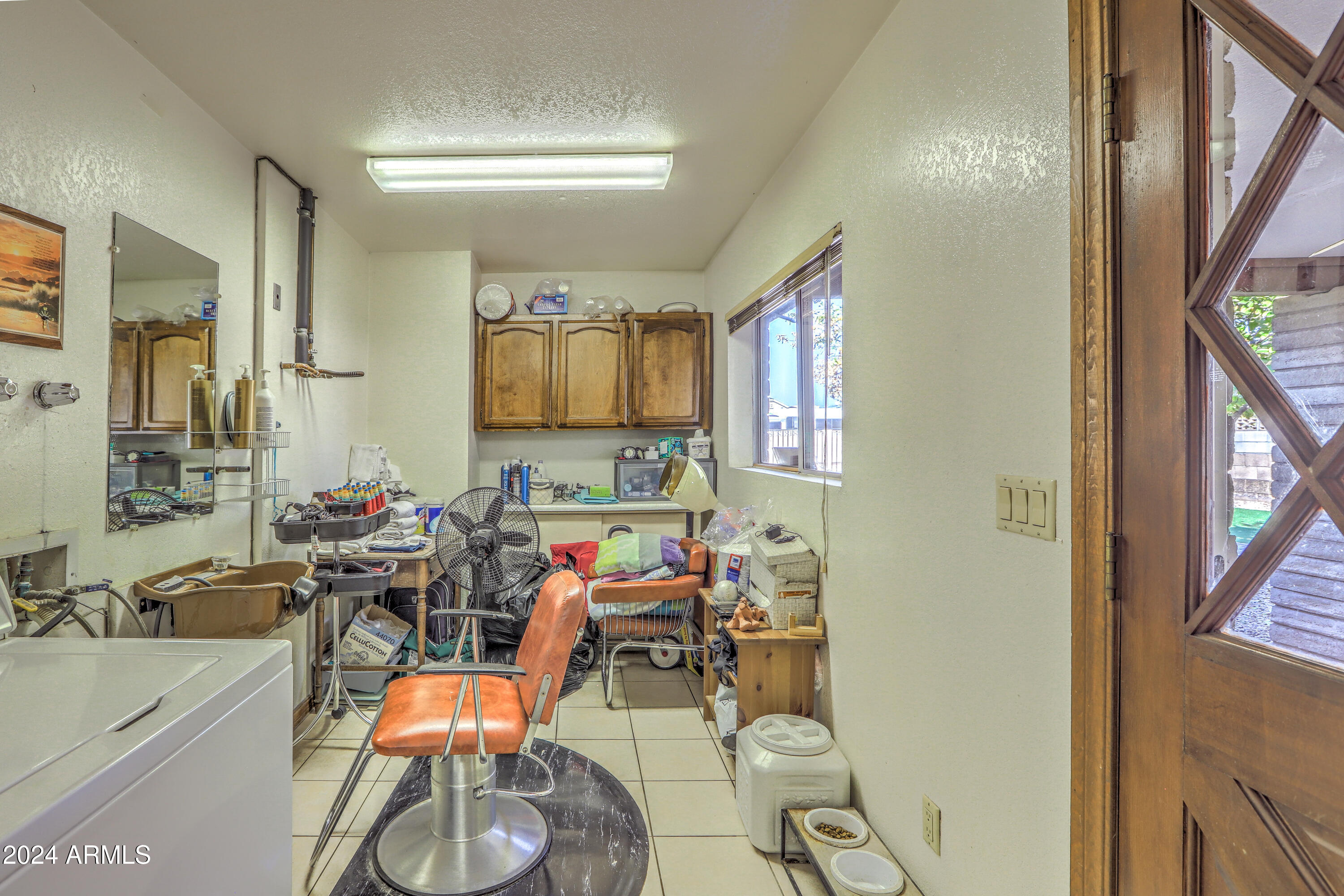 2930 W BELMONT Avenue
