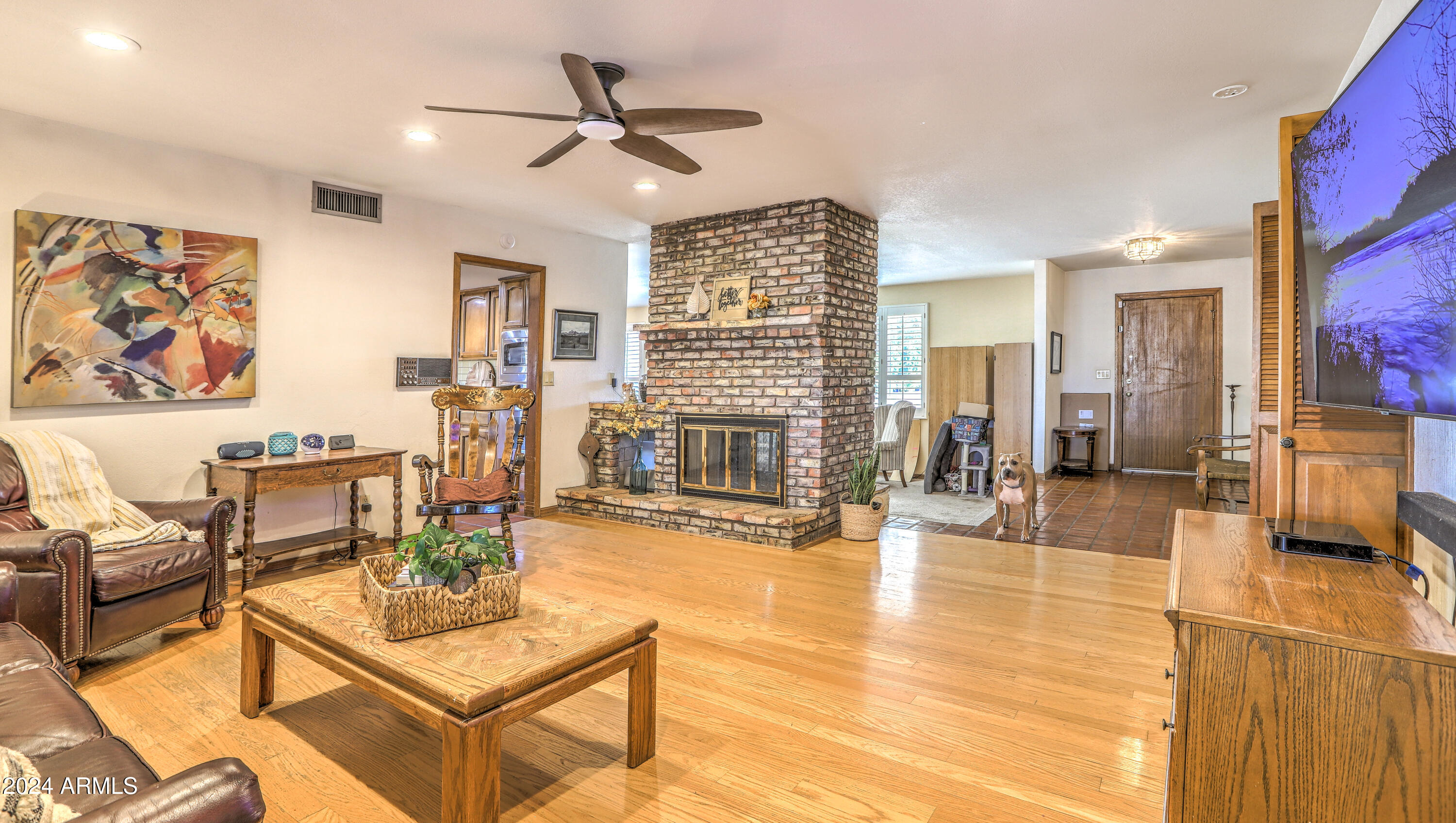 2930 W BELMONT Avenue
