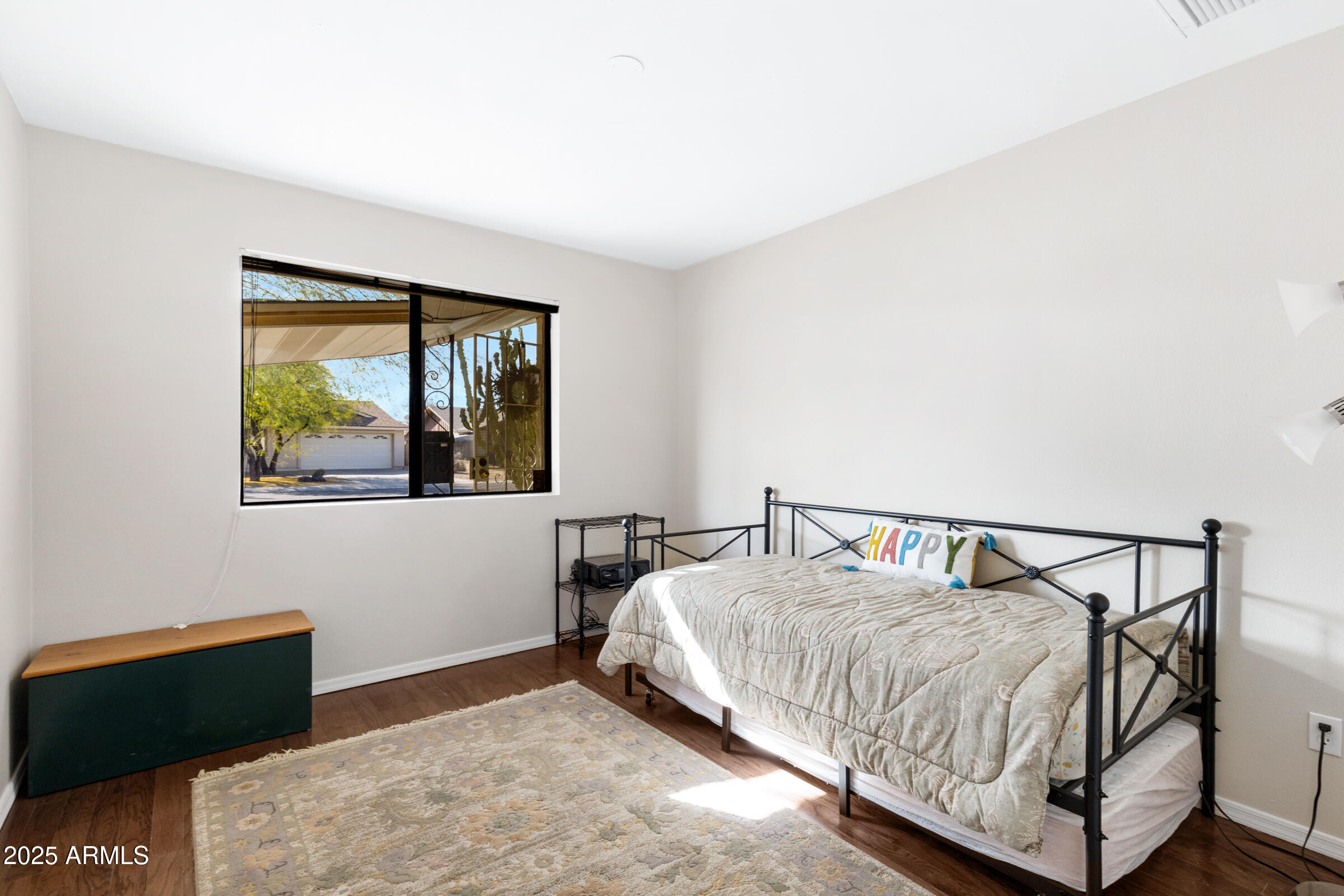 1530 E ALAMEDA Drive