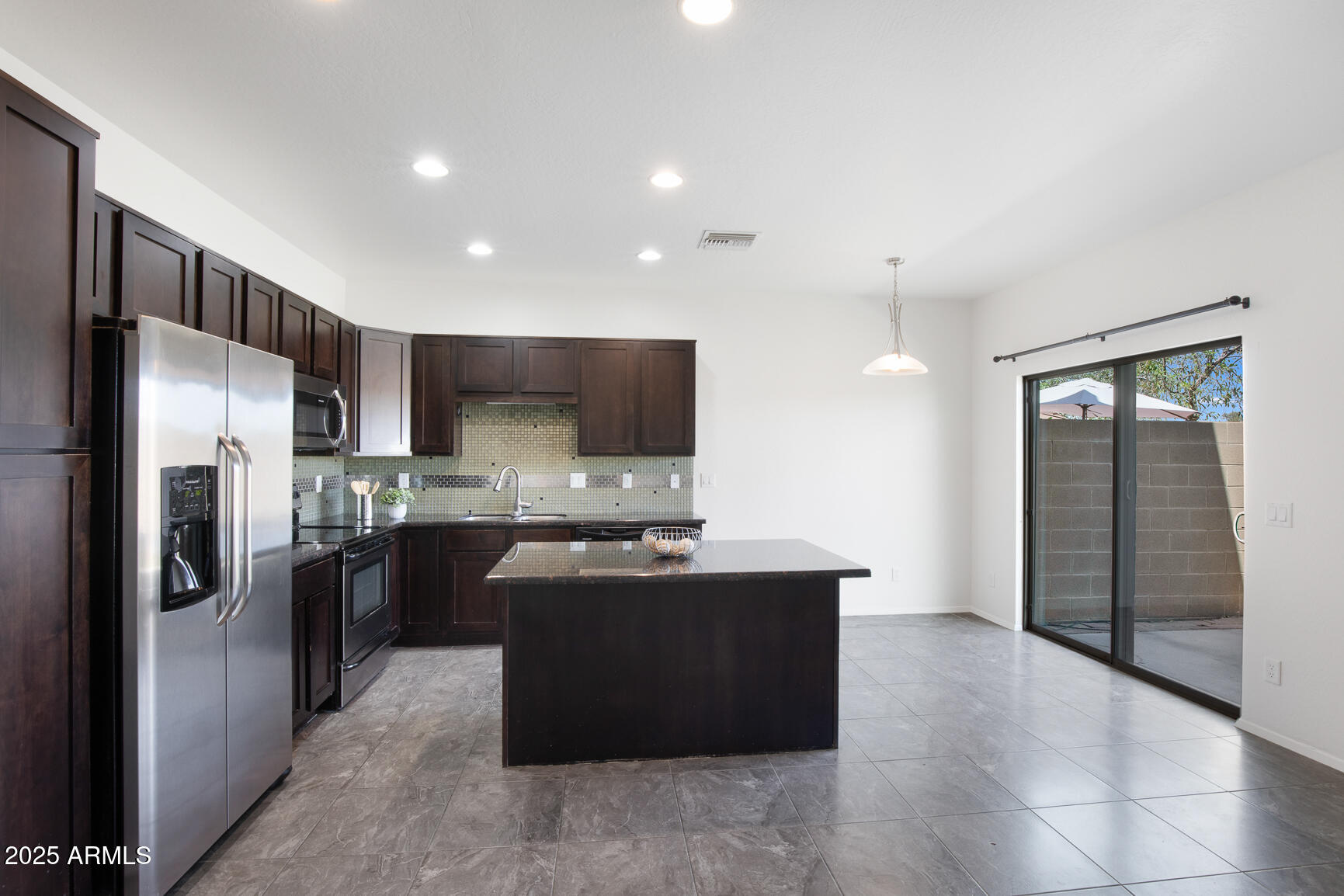 3113 E DANBURY Road 10
