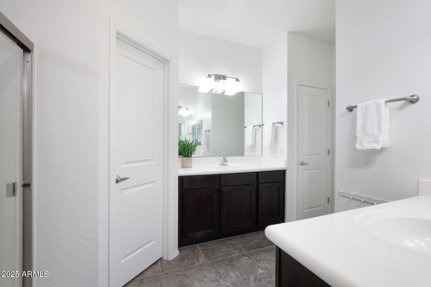 3113 E DANBURY Road 10