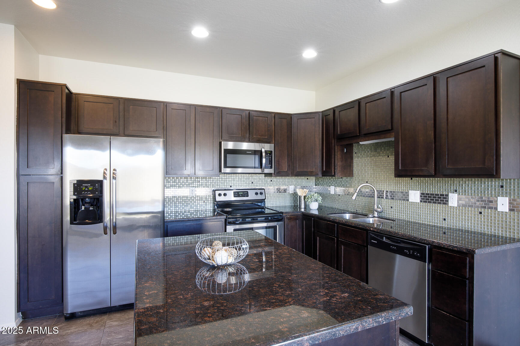 3113 E DANBURY Road 10