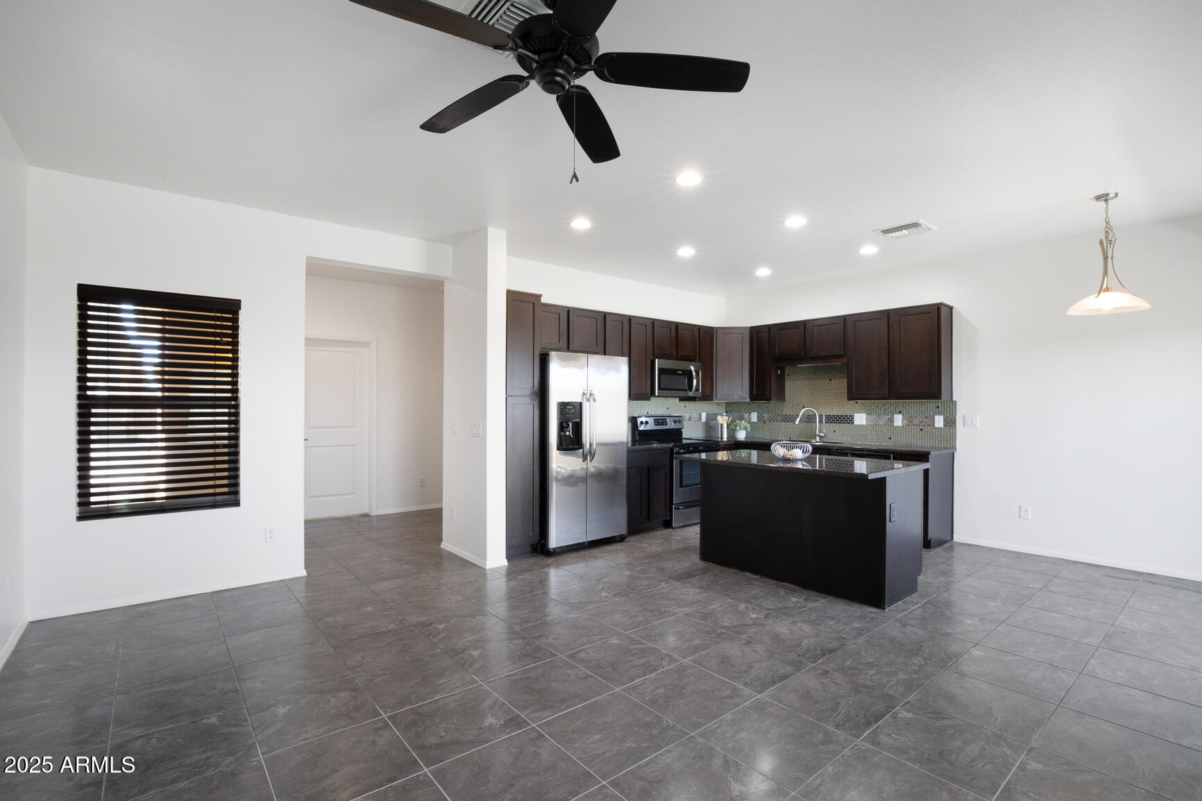 3113 E DANBURY Road 10