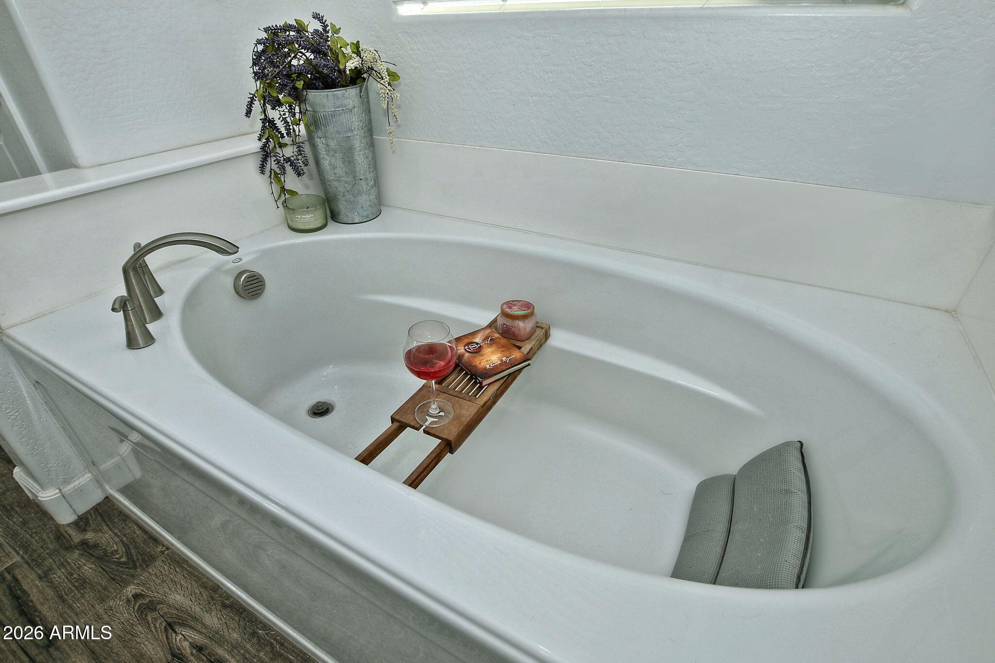 21778 E VIA DE ARBOLES