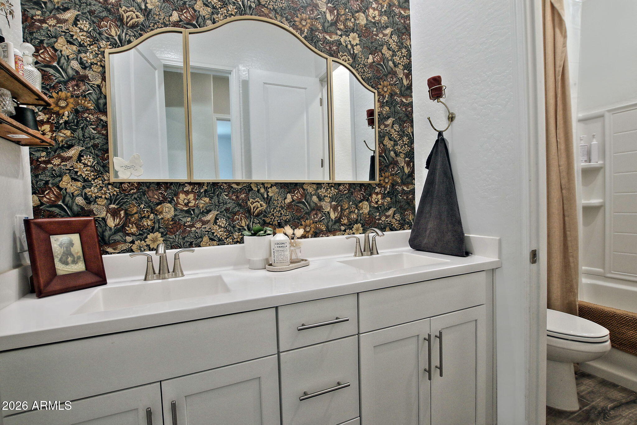 21778 E VIA DE ARBOLES