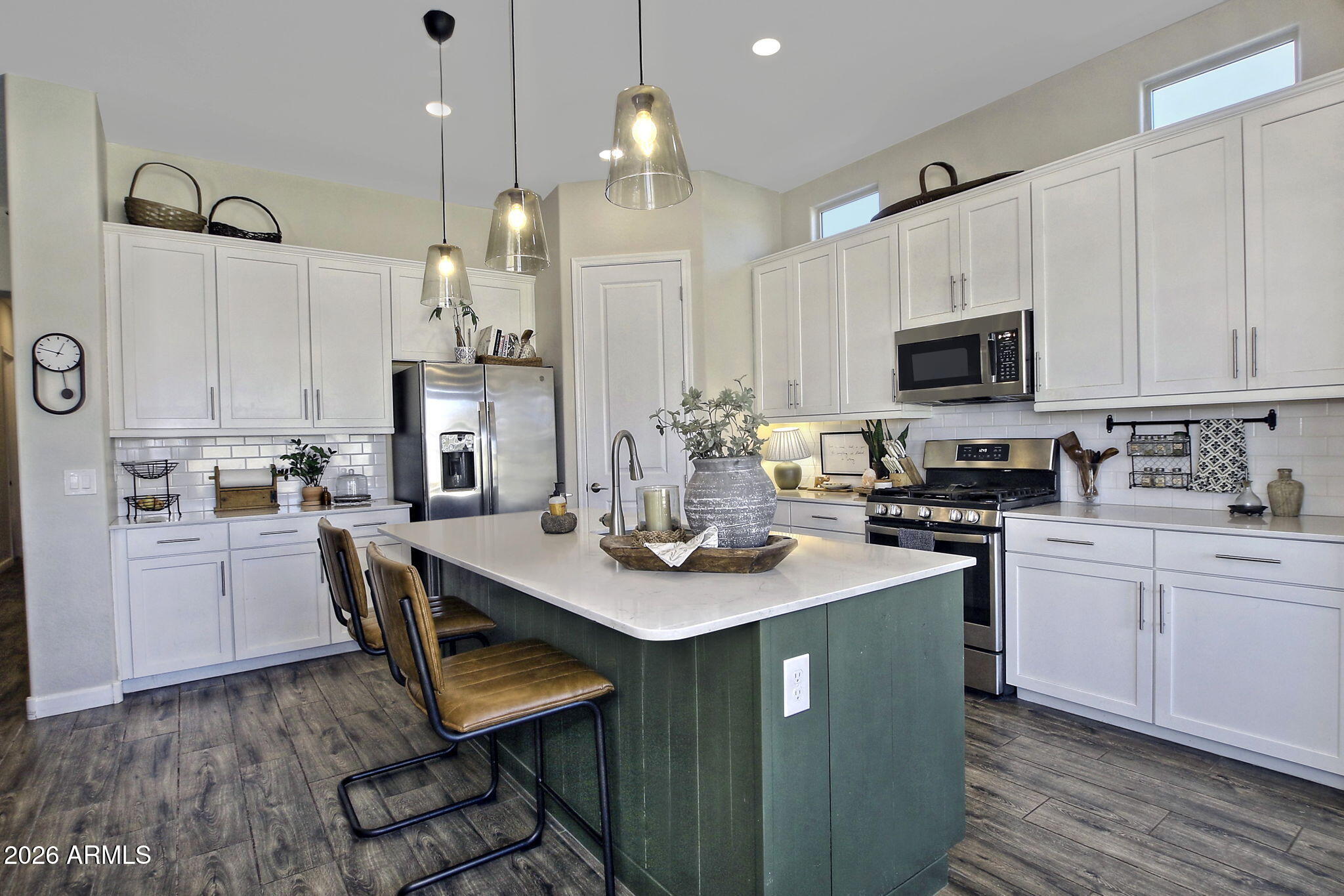 21778 E VIA DE ARBOLES